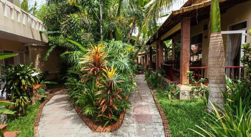 Castaways Resort Фу Куок Екстериор снимка