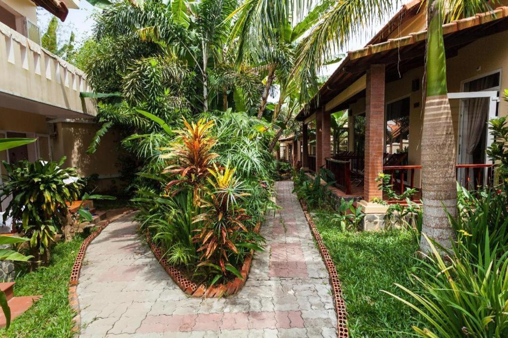 Castaways Resort Фу Куок Екстериор снимка